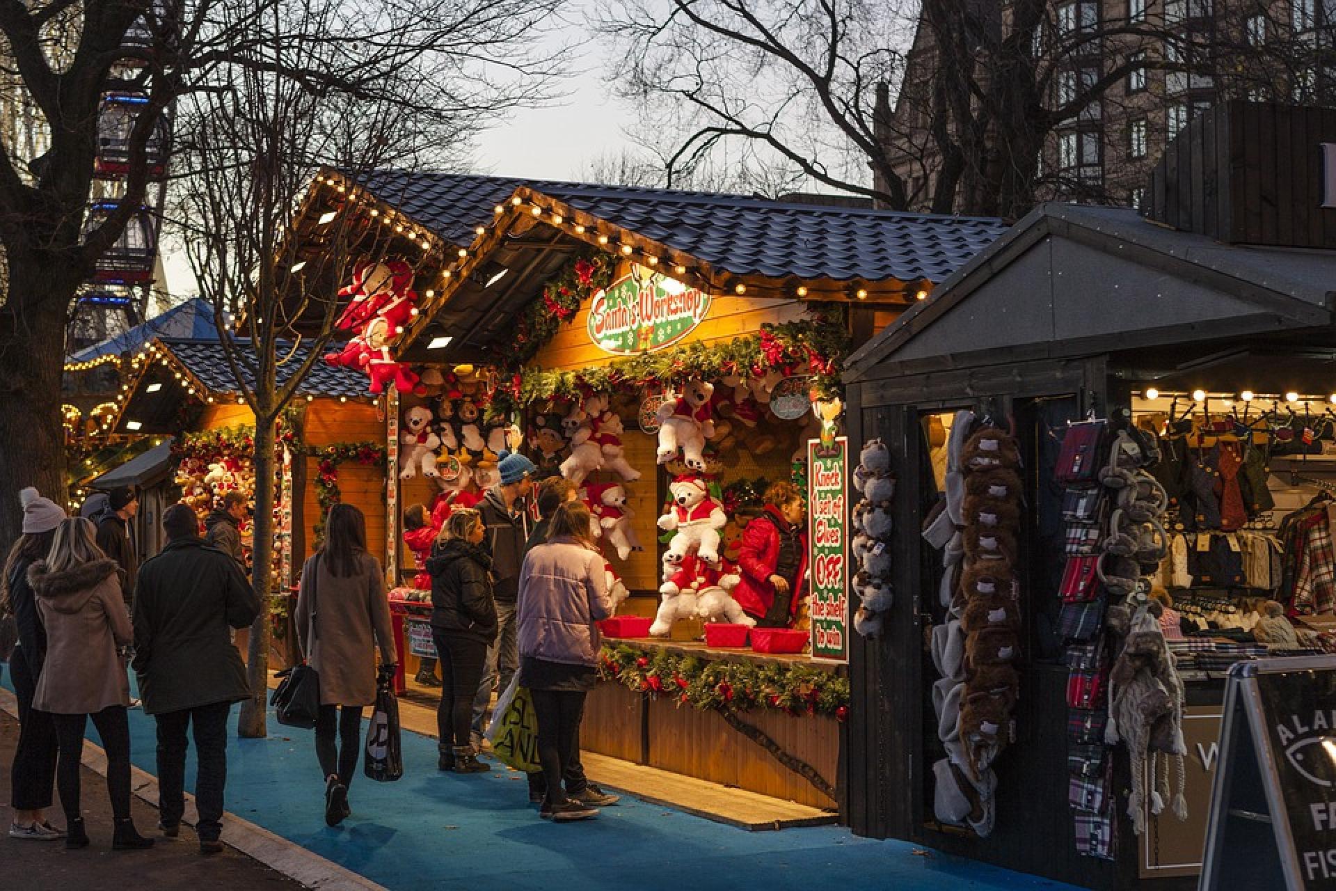 Where to do your Christmas shopping in Paris?